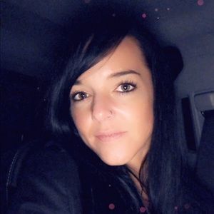 Meet your Posher, Candice